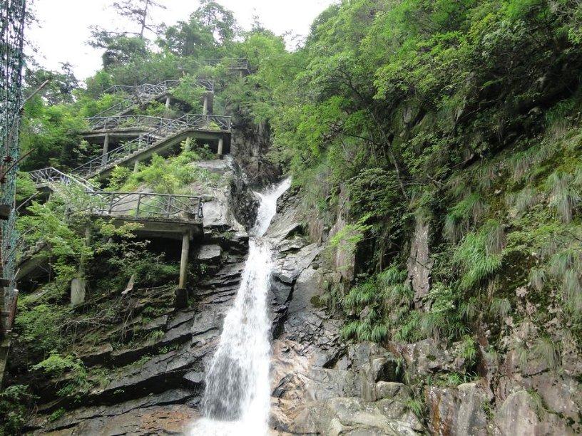 逃离沙漠建筑